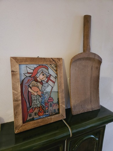 Sv.Florián na peci.jpg